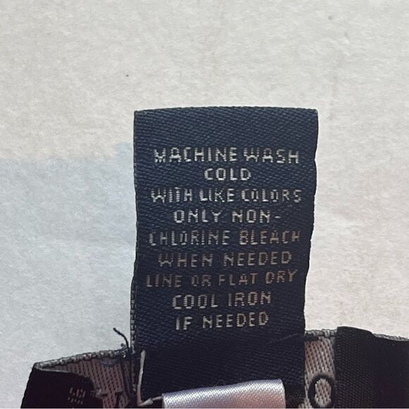 Ann Taylor Women's Cute Tank Top Coral Ruched V Neck Size Medium - Picture 5 of 7